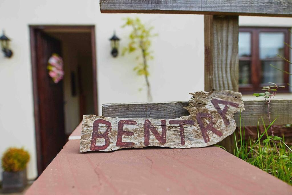 Bentra - Boutique At Harrys Holiday home Pen-y-Clawdd